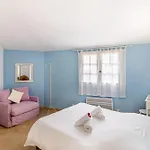Au Moulin De La Faye *